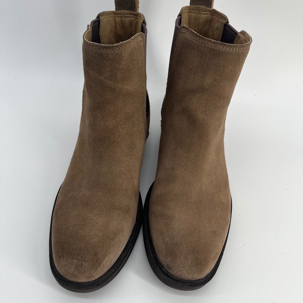 UGG Emmeth Chelsea Boot Coffee Grounds Suede Color‎ Boots Women's Size 9.5 - Picture 2 of 8